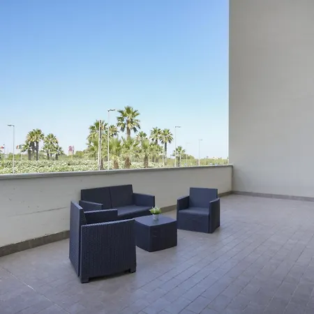 Sky Gate Gold - Terrazza Aeroporto Aparthotel 3*