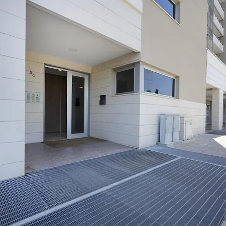Sky Gate Gold - Terrazza Aeroporto 3*