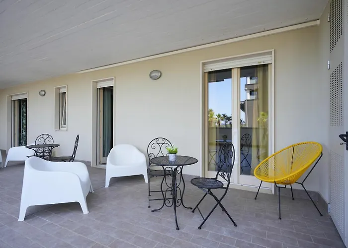 Sky Gate Gold - Terrazza Aeroporto 3* 巴里