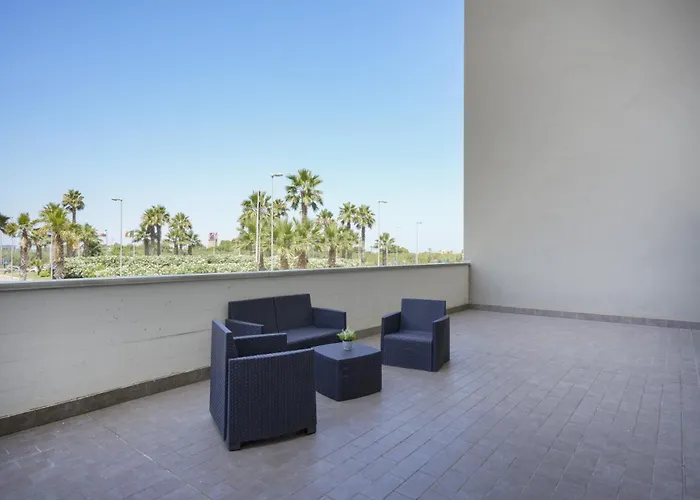 Sky Gate Gold - Terrazza Aeroporto 公寓式酒店 3*